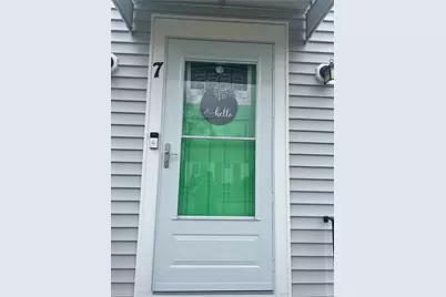 7 Bella Avenue, Pawtucket, RI 02861 - Photo 2