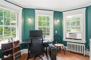 204 Spencer Ave, Warwick, RI 02818 - Photo 22