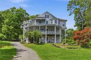 204 Spencer Ave, Warwick, RI 02818 - Photo 30