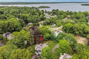 204 Spencer Ave, Warwick, RI 02818 - Photo 4