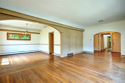 25 Brookway Road, Providence, RI 02906 - Photo 8