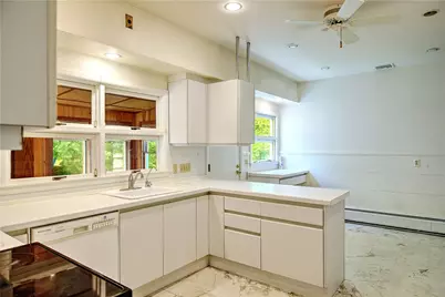 25 Brookway Road, Providence, RI 02906 - Photo 12