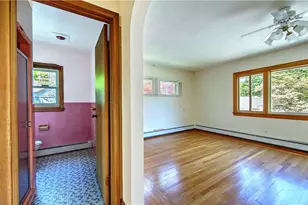 25 Brookway Rd, Providence, RI 02906 - Photo 16