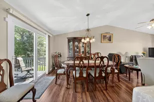 2 Garner Ave, Johnston, RI 02919 - Photo 18