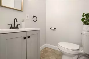 88 Grove Ave, East Providence, RI 02914 - Photo 10