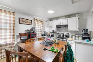 138 Garden St, Pawtucket, RI 02860 - Photo 8