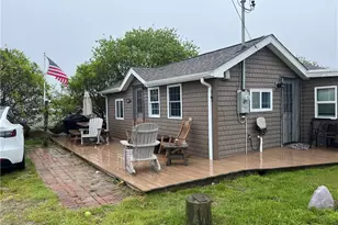 271 Great Island Rd, Narragansett, RI 02882 - Photo 2