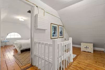 34 Bull Street, Newport, RI 02840 - Photo 22