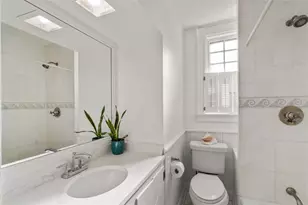 34 Bull St, Newport, RI 02840 - Photo 14