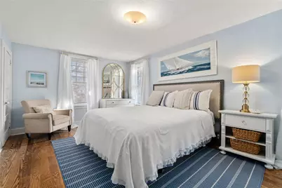 34 Bull Street, Newport, RI 02840 - Photo 12