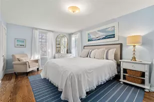 34 Bull St, Newport, RI 02840 - Photo 12