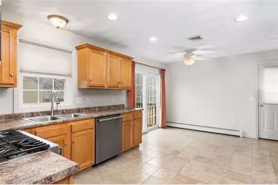 25 Plaza Street, Cranston, RI 02920 - Photo 12