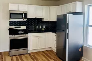 460 Smithfield Ave, Pawtucket, RI 02860 - Photo 14