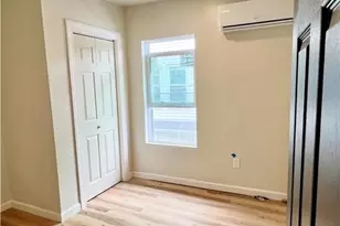 460 Smithfield Ave, Pawtucket, RI 02860 - Photo 16