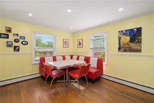 34 Terrace Dr, East Greenwich, RI 02818 - Photo 16