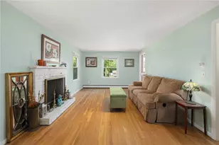 34 Terrace Dr, East Greenwich, RI 02818 - Photo 6