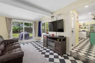 34 Terrace Dr, East Greenwich, RI 02818 - Photo 20