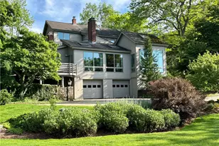 10 Nayatt Rd, Barrington, RI 02806 - Photo 2