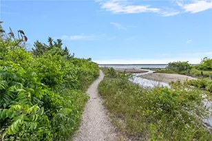 10 Nayatt Rd, Barrington, RI 02806 - Photo 38