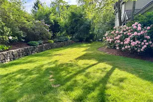 10 Nayatt Rd, Barrington, RI 02806 - Photo 10