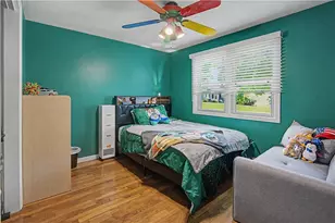 25 Walker Rd, Warwick, RI 02889 - Photo 18