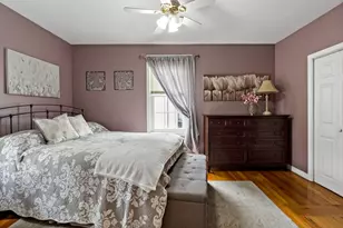 70 Fortin Ave, Pawtucket, RI 02860 - Photo 14
