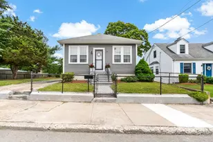 70 Fortin Ave, Pawtucket, RI 02860 - Photo 2