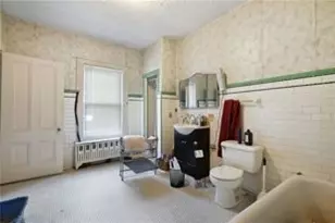 274 Harris Ave, Woonsocket, RI 02895 - Photo 32