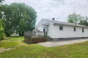 115 Hazelton St, Cranston, RI 02920 - Photo 4