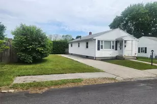 115 Hazelton St, Cranston, RI 02920 - Photo 2