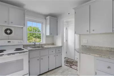 175 Kay Street, Newport, RI 02840 - Photo 28