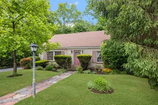 35 New Clark Rd, Cumberland, RI 02864 - Photo 4