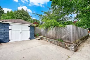 135 Rounds Ave, Providence, RI 02907 - Photo 22