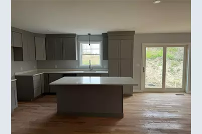 124 Birch Swamp Road #B, Warren, RI 02885 - Photo 4