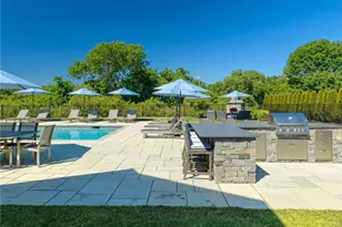 1048 Ocean Road Rd, Narragansett, RI 02882 - Photo 6
