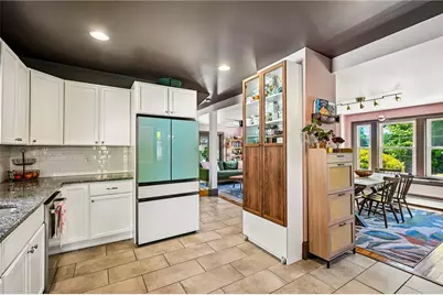 1061 Narragansett Boulevard, Cranston, RI 02905 - Photo 18