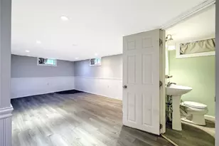 4 Talbot Manor, Cranston, RI 02905 - Photo 30