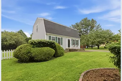49 Harvest Road, Middletown, RI 02842 - Photo 4