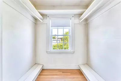 172 Hoyt Avenue, East Providence, RI 02916 - Photo 24
