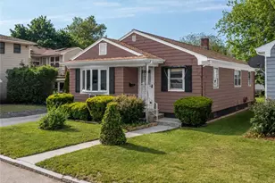 33 Alden St, Providence, RI 02909 - Photo 1