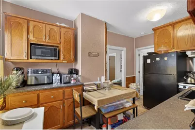 34 Appleton Avenue, Pawtucket, RI 02860 - Photo 12