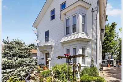 34 Appleton Avenue, Pawtucket, RI 02860 - Photo 2
