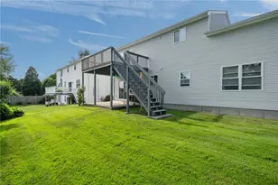 40 Conanicus Rd, Narragansett, RI 02882 - Photo 10