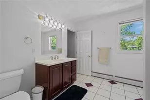 40 Conanicus Rd, Narragansett, RI 02882 - Photo 40