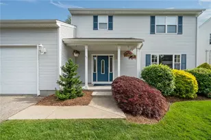 40 Conanicus Rd, Narragansett, RI 02882 - Photo 1