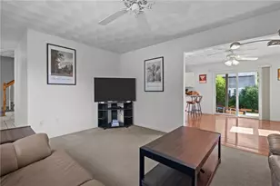 40 Conanicus Rd, Narragansett, RI 02882 - Photo 20