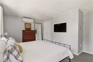 13 Tilley Ave, Newport, RI 02840 - Photo 16