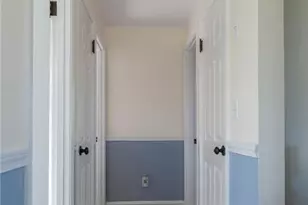 95 Douglas Ave, Portsmouth, RI 02871 - Photo 10
