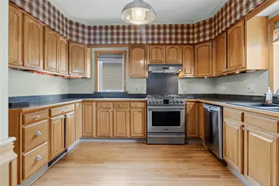 17 Woodward Avenue, East Providence, RI 02914 - Photo 2