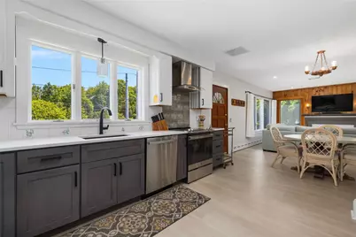 35 Post Road, Westerly, RI 02891 - Photo 12